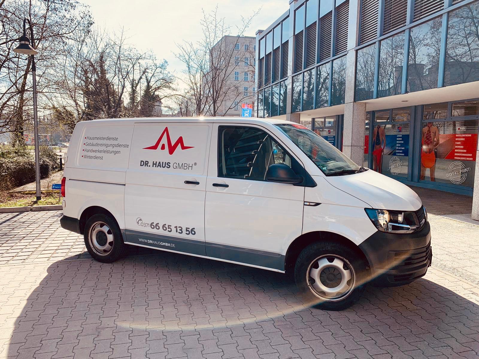Firmenfahrzeug Dr. Haus GmbH – Renovierung Direkt in Chemnitz